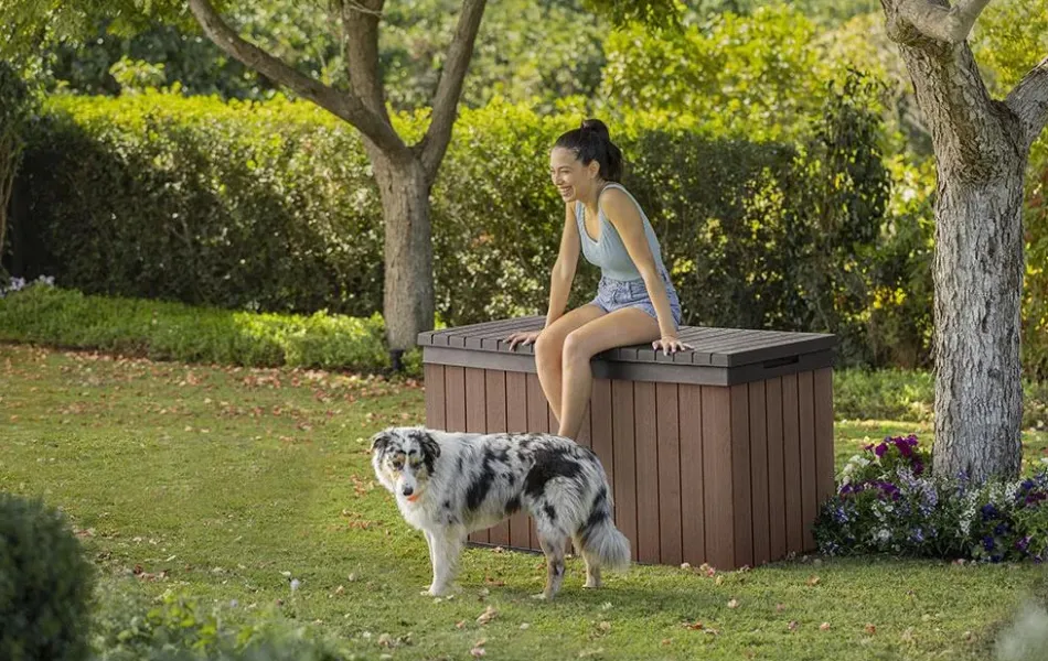 Hot Darwin 150 Gallon Deck Box - Brown Large Deck Boxes